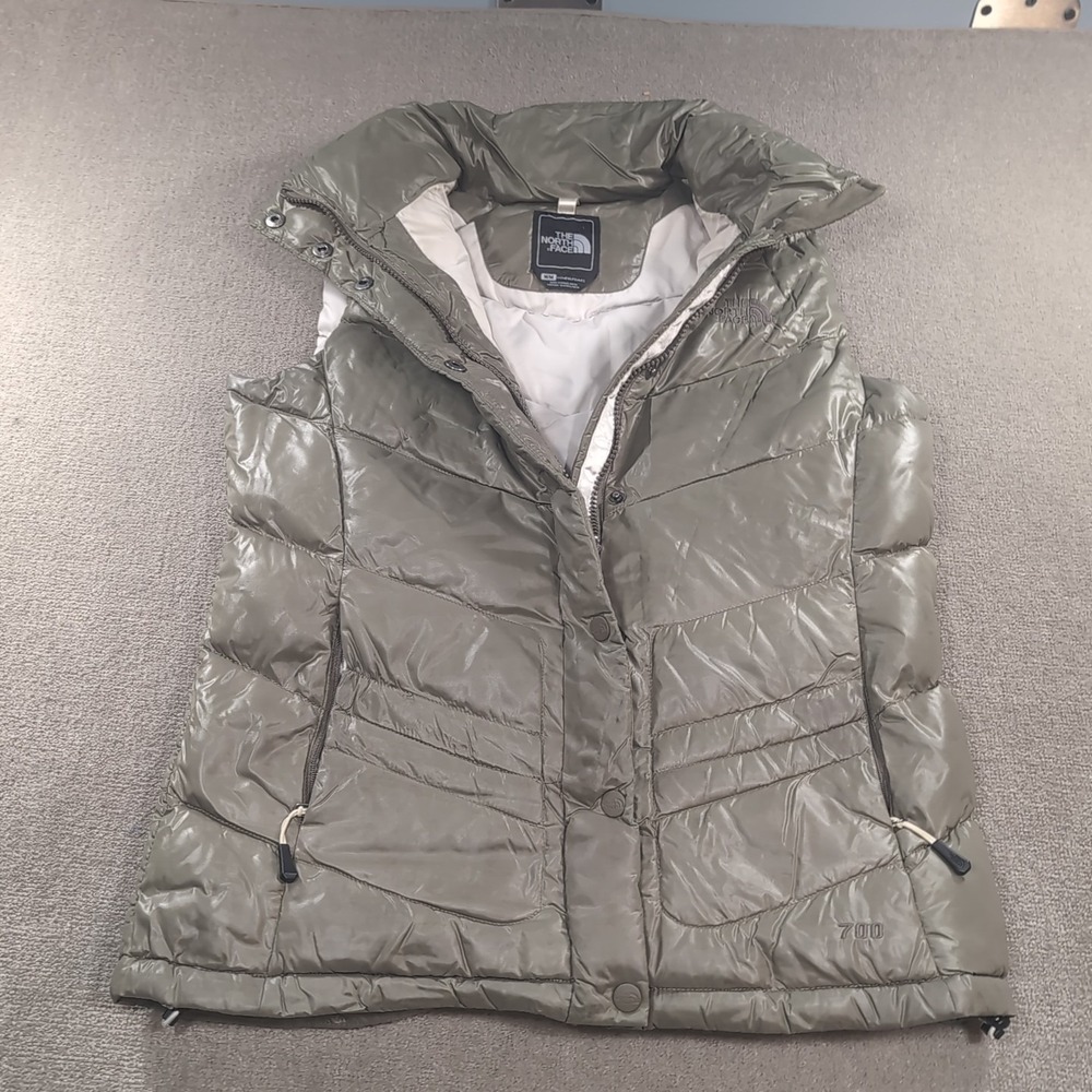 The North Face Women's 700 Down Vest Size Medium Army‎ Green Shiney
